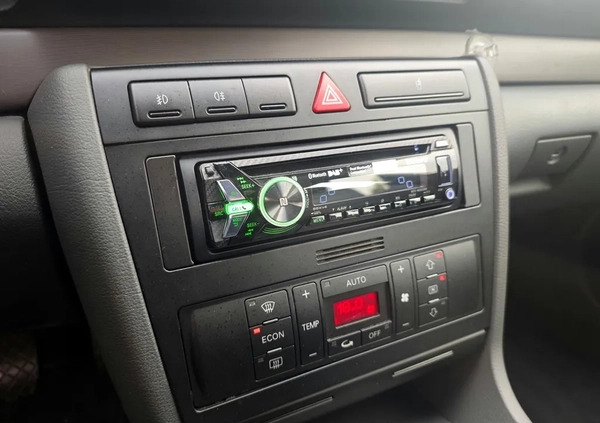 Audi A4 cena 12900 przebieg: 125000, rok produkcji 2000 z Biecz małe 596